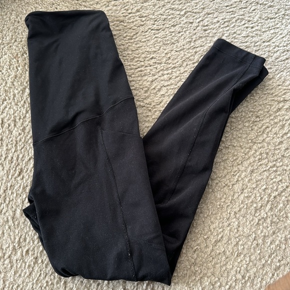 Bundle of Blanqi and Zella maternity/postpartum leggings - Picture 2 of 8
